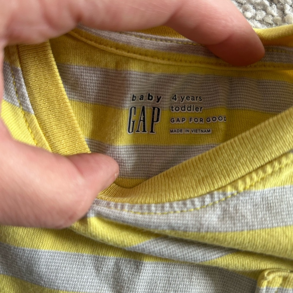 Disney, Gap, Janie & Jack tee bundle- 4T - Picture 4 of 5